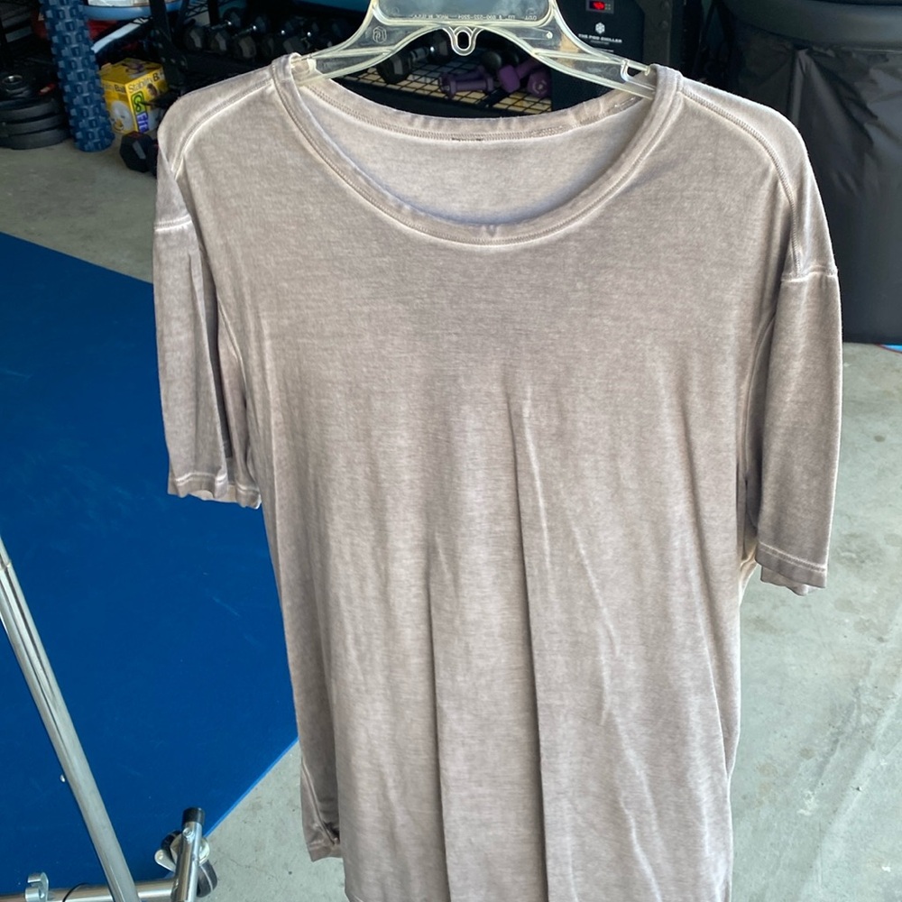 Lululemon Basic T *Sun Wash